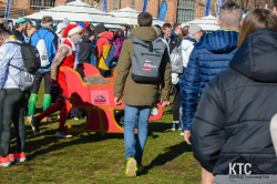 2025-11-30 Winterrung Graz Rentiere - DSC_0928